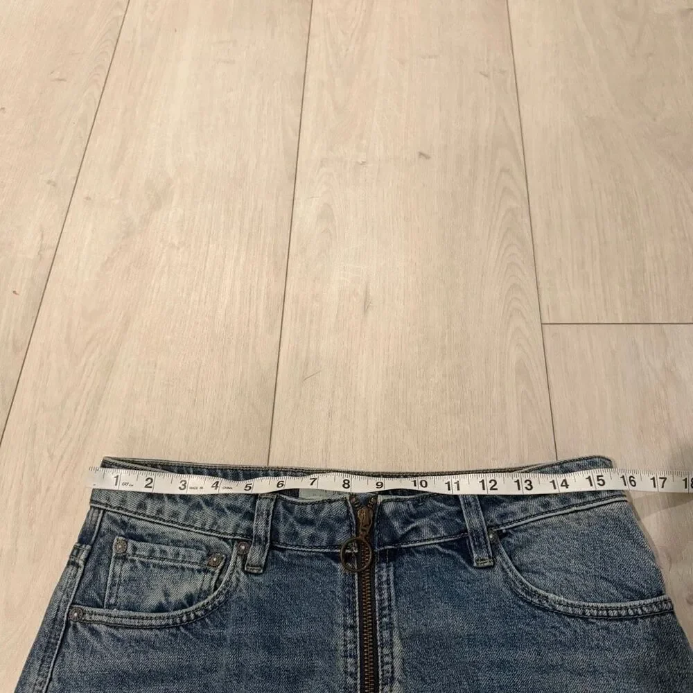 Free People  zip it up mini skirt size 28